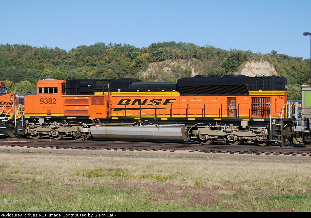 BNSF 9382